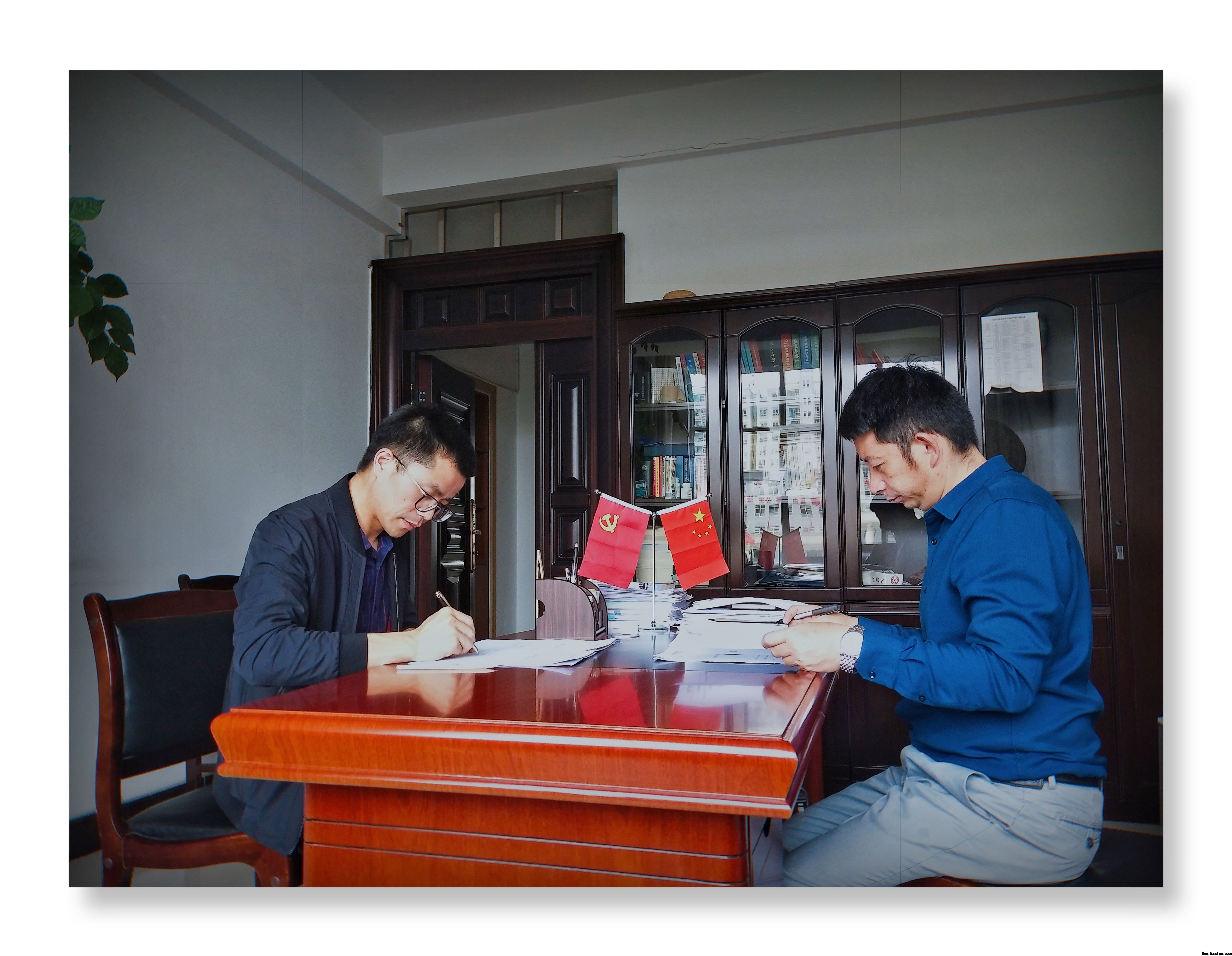 2020年6月1日云南海泰廌合律师事务所与昆明市生态环境宜良分局续约