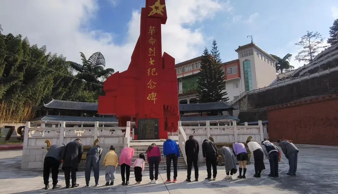 律所党建|我所党支部赴红河开展“探寻红色足迹,传承红色基因”爱国主题教育活动