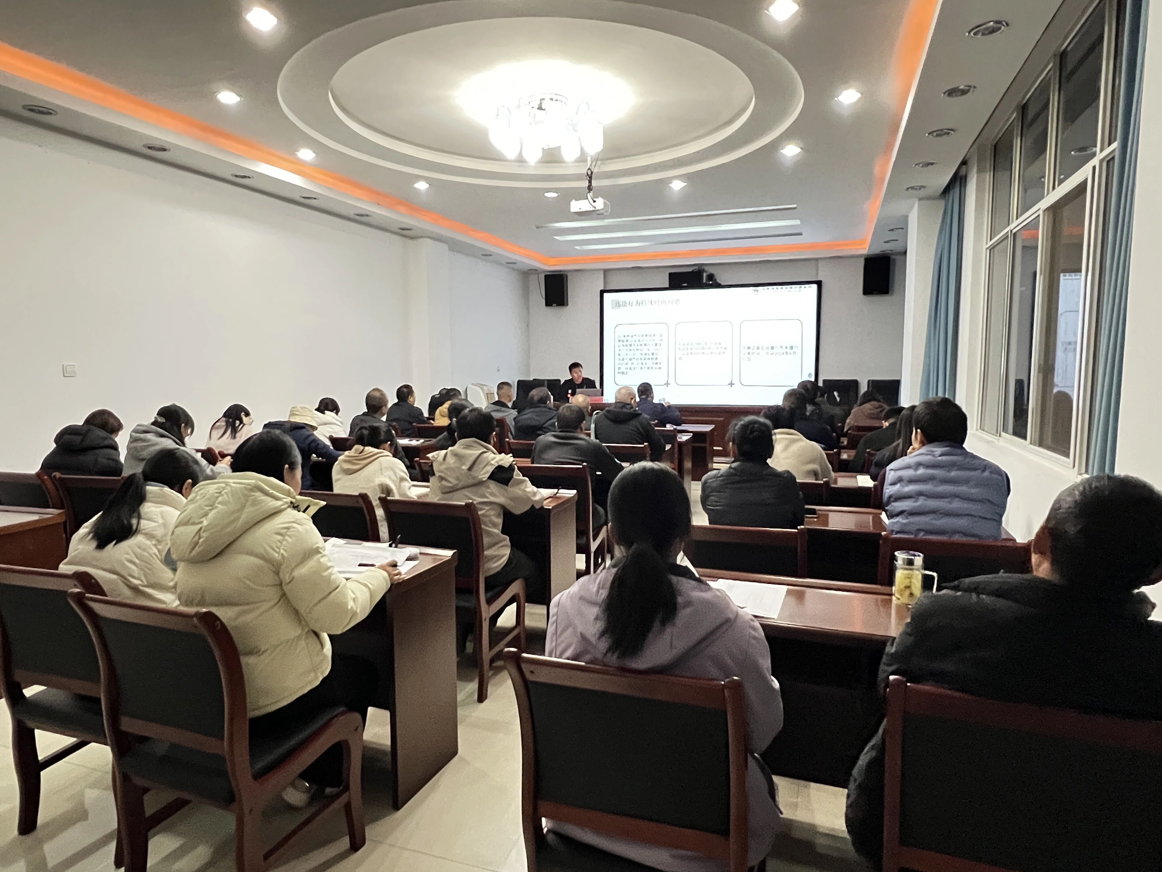 廌合动态 ｜ 我所王海林律师应邀至昆明市生态环境局宜良分局开展专题培训会